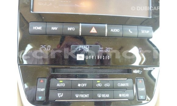 Acheter Import Voiture Toyota Land Cruiser Autre à Import - Dubai, Grande Comore Acheter Import Voiture Toyota Land Cruiser Autre à Import - Dubai, Grande Comore