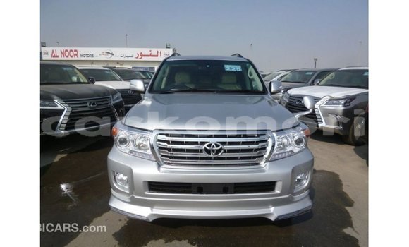 Buy Import Toyota Land Cruiser Other Car in Import - Dubai in Great Comore Buy Import Toyota Land Cruiser Other Car in Import - Dubai in Great Comore