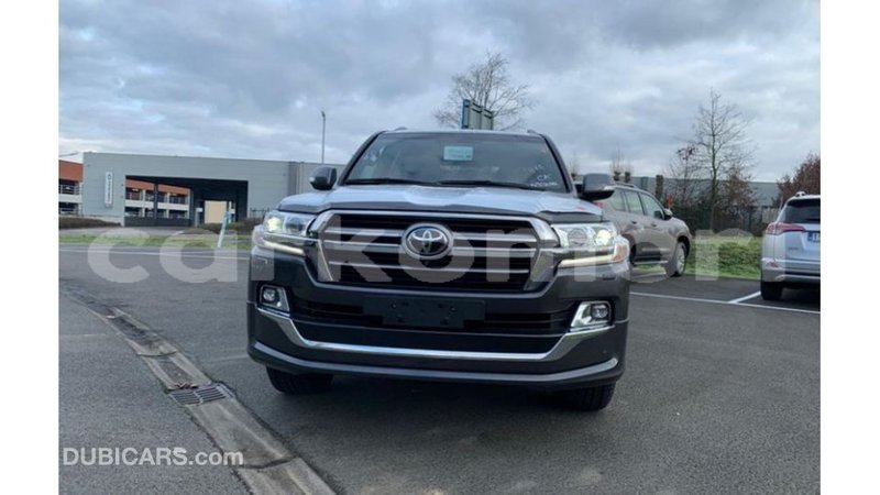 Big with watermark toyota land cruiser great comore import dubai 2079