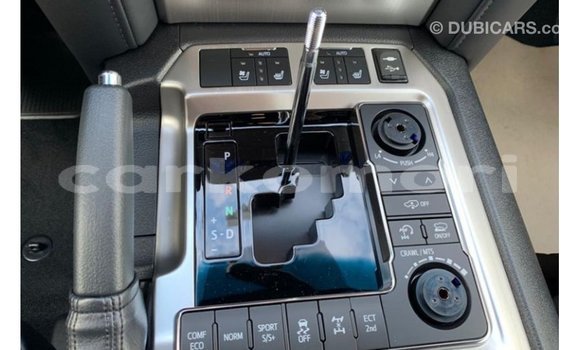 Acheter Import Voiture Toyota Land Cruiser Noir à Import - Dubai, Grande Comore Acheter Import Voiture Toyota Land Cruiser Noir à Import - Dubai, Grande Comore