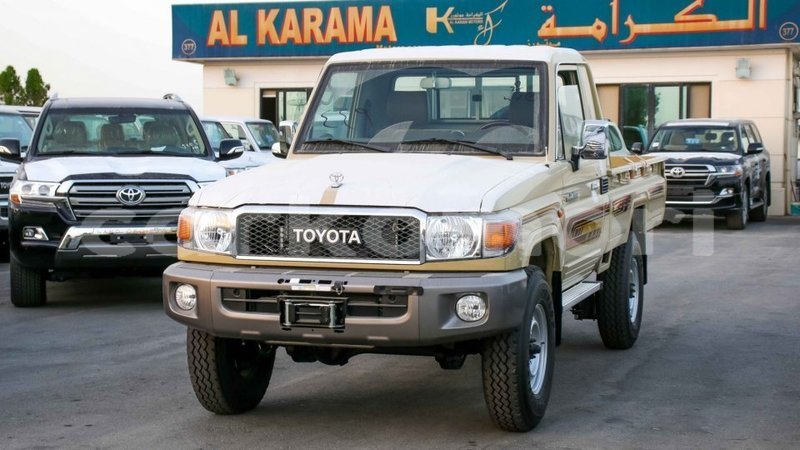 Big with watermark toyota land cruiser grande comore import dubai 2080