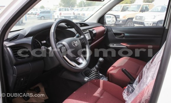 Buy Import Toyota Hilux White Car in Import - Dubai in Great Comore Buy Import Toyota Hilux White Car in Import - Dubai in Great Comore