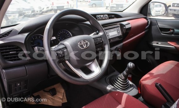 Buy Import Toyota Hilux White Car in Import - Dubai in Great Comore Buy Import Toyota Hilux White Car in Import - Dubai in Great Comore