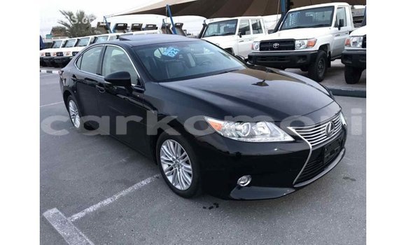Acheter Import Voiture Lexus ES Noir à Import - Dubai, Grande Comore Acheter Import Voiture Lexus ES Noir à Import - Dubai, Grande Comore