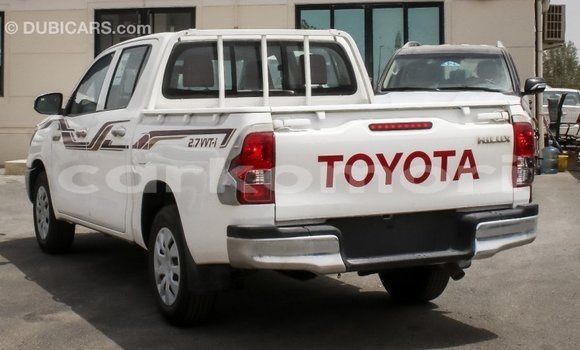 Buy Import Toyota Hilux White Car in Import - Dubai in Great Comore Buy Import Toyota Hilux White Car in Import - Dubai in Great Comore