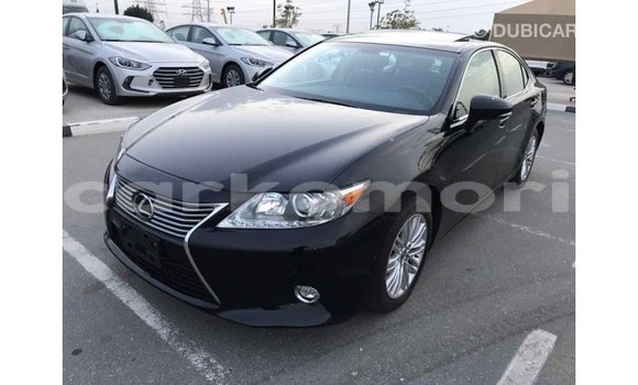 Acheter Import Voiture Lexus ES Noir à Import - Dubai, Grande Comore Acheter Import Voiture Lexus ES Noir à Import - Dubai, Grande Comore