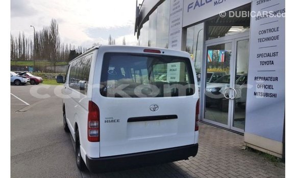 Buy Import Toyota Hiace White Car in Import - Dubai in Great Comore Buy Import Toyota Hiace White Car in Import - Dubai in Great Comore