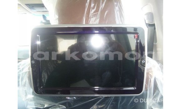 Acheter Import Voiture Toyota Land Cruiser Noir à Import - Dubai, Grande Comore Acheter Import Voiture Toyota Land Cruiser Noir à Import - Dubai, Grande Comore
