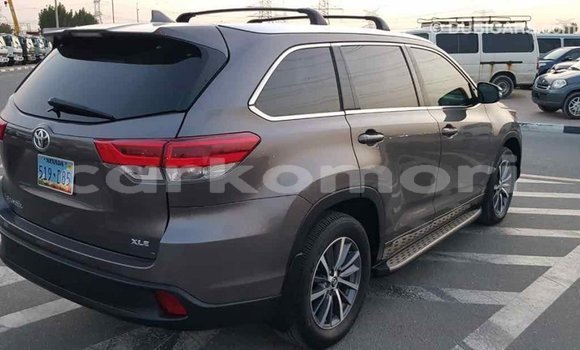 Acheter Import Voiture Toyota Highlander Autre à Import - Dubai, Grande Comore Acheter Import Voiture Toyota Highlander Autre à Import - Dubai, Grande Comore