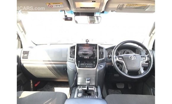 Buy Import Toyota Land Cruiser Other Car in Import - Dubai in Great Comore Buy Import Toyota Land Cruiser Other Car in Import - Dubai in Great Comore