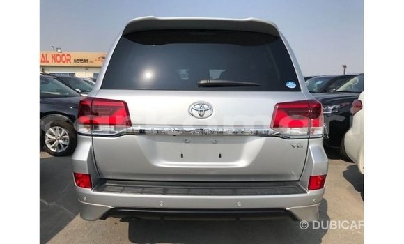 Buy Import Toyota Land Cruiser Other Car in Import - Dubai in Great Comore Buy Import Toyota Land Cruiser Other Car in Import - Dubai in Great Comore