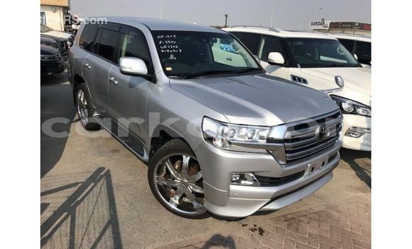 Buy Import Toyota Land Cruiser Other Car in Import - Dubai in Great Comore Buy Import Toyota Land Cruiser Other Car in Import - Dubai in Great Comore