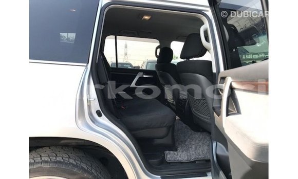 Buy Import Toyota Land Cruiser Other Car in Import - Dubai in Great Comore Buy Import Toyota Land Cruiser Other Car in Import - Dubai in Great Comore