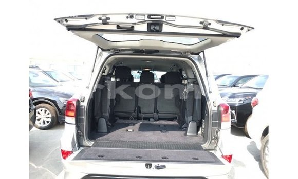 Buy Import Toyota Land Cruiser Other Car in Import - Dubai in Great Comore Buy Import Toyota Land Cruiser Other Car in Import - Dubai in Great Comore