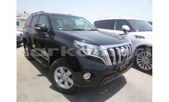 Acheter Import Voiture Toyota Prado Noir à Import - Dubai, Grande Comore
