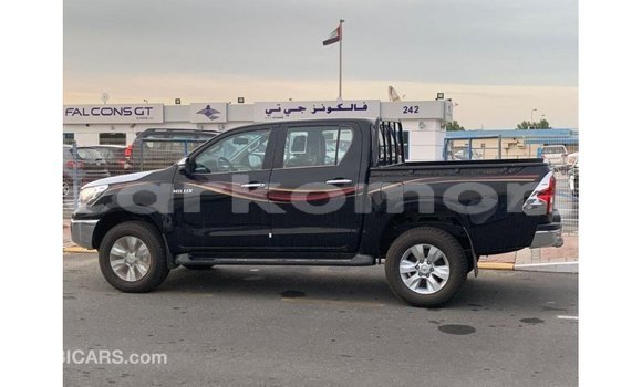 Acheter Import Voiture Toyota Hilux Noir à Import - Dubai, Grande Comore Acheter Import Voiture Toyota Hilux Noir à Import - Dubai, Grande Comore