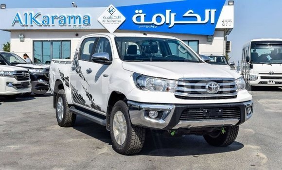 Acheter Import Voiture Toyota Hilux Blanc à Import - Dubai, Grande Comore Acheter Import Voiture Toyota Hilux Blanc à Import - Dubai, Grande Comore