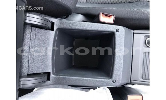 Buy Import Volkswagen Golf White Car in Import - Dubai in Great Comore Buy Import Volkswagen Golf White Car in Import - Dubai in Great Comore