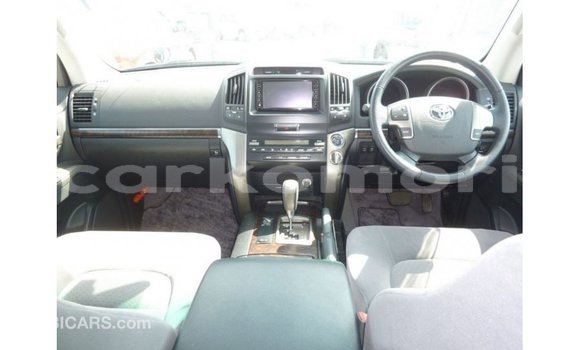Buy Import Toyota Land Cruiser Other Car in Import - Dubai in Great Comore Buy Import Toyota Land Cruiser Other Car in Import - Dubai in Great Comore