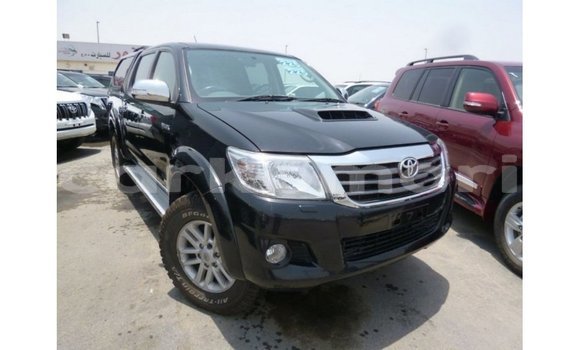 Acheter Import Voiture Toyota Hilux Noir à Import - Dubai, Grande Comore Acheter Import Voiture Toyota Hilux Noir à Import - Dubai, Grande Comore