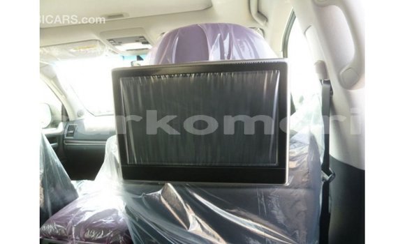 Acheter Import Voiture Toyota Land Cruiser Autre à Import - Dubai, Grande Comore Acheter Import Voiture Toyota Land Cruiser Autre à Import - Dubai, Grande Comore