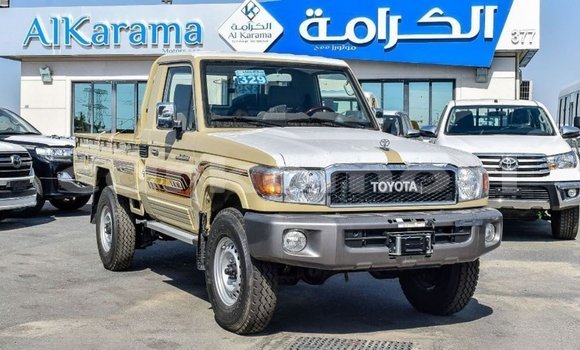 Acheter Import Voiture Toyota Land Cruiser Beige à Import - Dubai, Grande Comore Acheter Import Voiture Toyota Land Cruiser Beige à Import - Dubai, Grande Comore