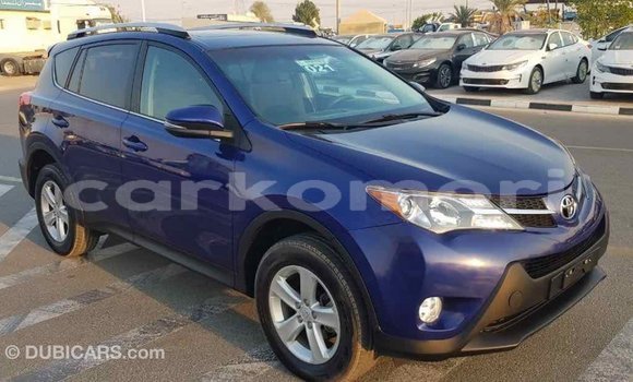 Acheter Import Voiture Toyota RAV4 Bleu à Import - Dubai, Grande Comore Acheter Import Voiture Toyota RAV4 Bleu à Import - Dubai, Grande Comore