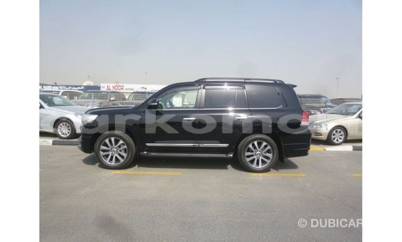 Buy Import Toyota Land Cruiser Black Car in Import - Dubai in Great Comore Buy Import Toyota Land Cruiser Black Car in Import - Dubai in Great Comore