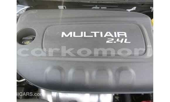 Acheter Import Voiture Jeep Cherokee Blanc à Import - Dubai, Grande Comore Acheter Import Voiture Jeep Cherokee Blanc à Import - Dubai, Grande Comore