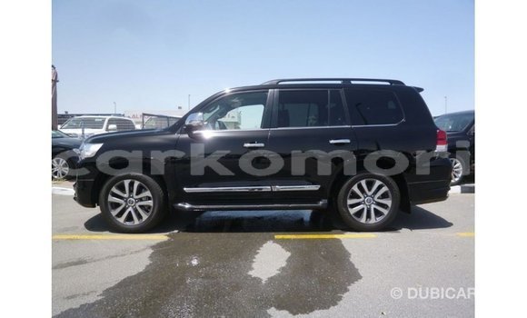 Acheter Import Voiture Toyota Land Cruiser Noir à Import - Dubai, Grande Comore Acheter Import Voiture Toyota Land Cruiser Noir à Import - Dubai, Grande Comore