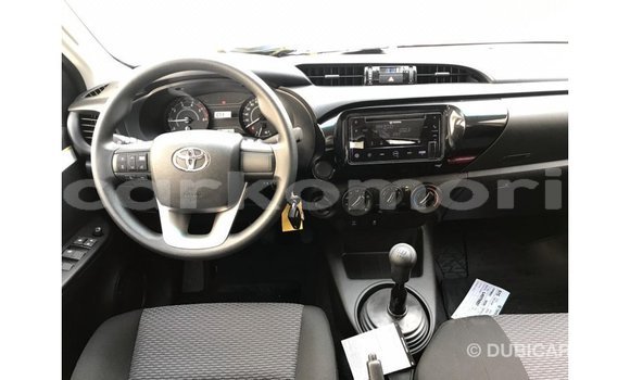 Buy Import Toyota Hilux White Car in Import - Dubai in Great Comore Buy Import Toyota Hilux White Car in Import - Dubai in Great Comore