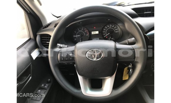 Buy Import Toyota Hilux White Car in Import - Dubai in Great Comore Buy Import Toyota Hilux White Car in Import - Dubai in Great Comore