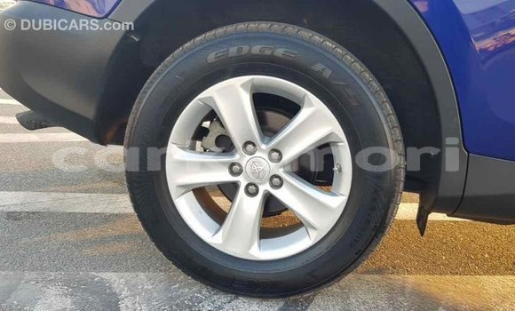 Acheter Import Voiture Toyota RAV4 Bleu à Import - Dubai, Grande Comore Acheter Import Voiture Toyota RAV4 Bleu à Import - Dubai, Grande Comore