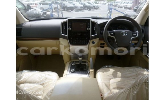 Buy Import Toyota Land Cruiser Black Car in Import - Dubai in Great Comore Buy Import Toyota Land Cruiser Black Car in Import - Dubai in Great Comore