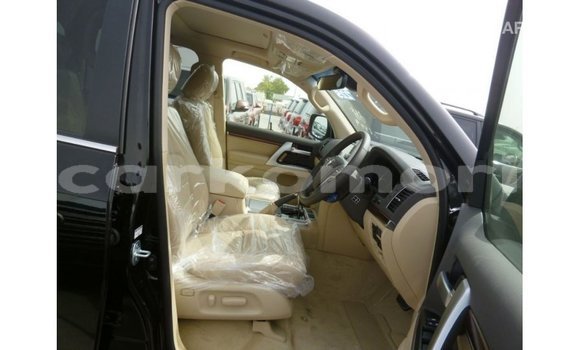Buy Import Toyota Land Cruiser Black Car in Import - Dubai in Great Comore Buy Import Toyota Land Cruiser Black Car in Import - Dubai in Great Comore