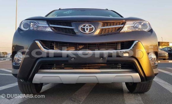 Acheter Import Voiture Toyota RAV4 Autre à Import - Dubai, Grande Comore Acheter Import Voiture Toyota RAV4 Autre à Import - Dubai, Grande Comore