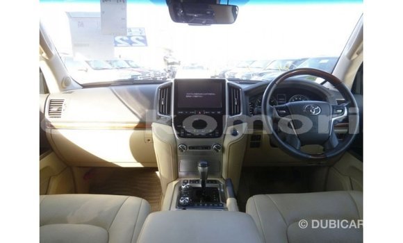 Buy Import Toyota Land Cruiser Black Car in Import - Dubai in Great Comore Buy Import Toyota Land Cruiser Black Car in Import - Dubai in Great Comore