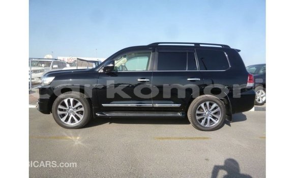 Buy Import Toyota Land Cruiser Black Car in Import - Dubai in Great Comore Buy Import Toyota Land Cruiser Black Car in Import - Dubai in Great Comore