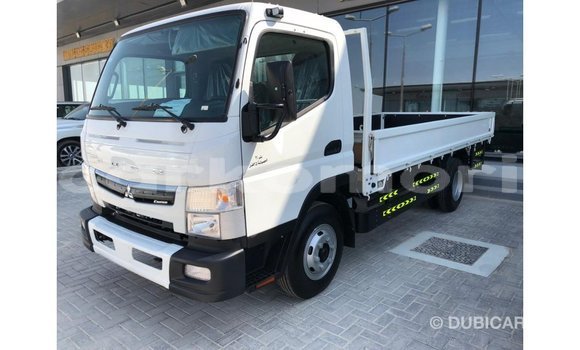 Buy Import Mitsubishi Carisma White Car in Import - Dubai in Great Comore Buy Import Mitsubishi Carisma White Car in Import - Dubai in Great Comore