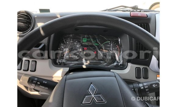 Buy Import Mitsubishi Carisma White Car in Import - Dubai in Great Comore Buy Import Mitsubishi Carisma White Car in Import - Dubai in Great Comore