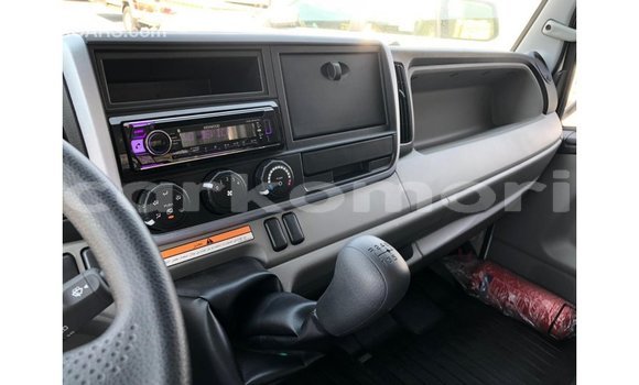 Buy Import Mitsubishi Carisma White Car in Import - Dubai in Great Comore Buy Import Mitsubishi Carisma White Car in Import - Dubai in Great Comore