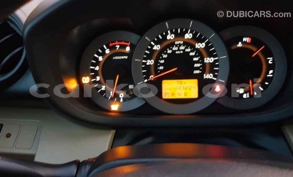 Acheter Import Voiture Toyota RAV4 Bleu à Import - Dubai, Grande Comore Acheter Import Voiture Toyota RAV4 Bleu à Import - Dubai, Grande Comore