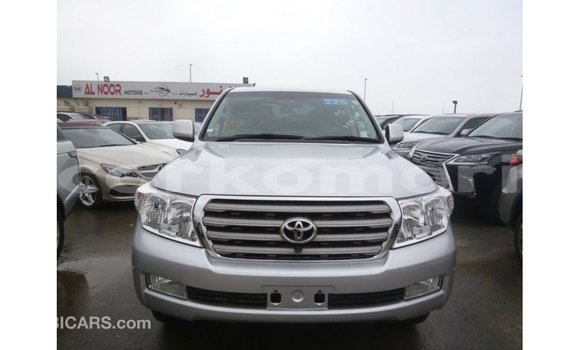 Acheter Import Voiture Toyota Land Cruiser Autre à Import - Dubai, Grande Comore Acheter Import Voiture Toyota Land Cruiser Autre à Import - Dubai, Grande Comore
