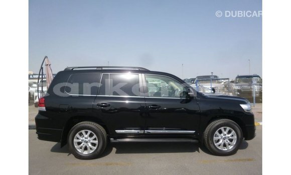 Buy Import Toyota Land Cruiser Black Car in Import - Dubai in Great Comore Buy Import Toyota Land Cruiser Black Car in Import - Dubai in Great Comore