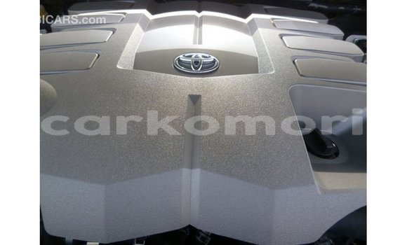 Buy Import Toyota Land Cruiser Black Car in Import - Dubai in Great Comore Buy Import Toyota Land Cruiser Black Car in Import - Dubai in Great Comore