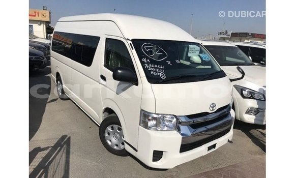 Buy Import Toyota Hiace White Car in Import - Dubai in Great Comore Buy Import Toyota Hiace White Car in Import - Dubai in Great Comore