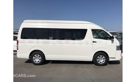 Buy Import Toyota Hiace White Car in Import - Dubai in Great Comore Buy Import Toyota Hiace White Car in Import - Dubai in Great Comore