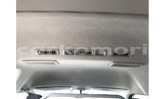 Buy Import Toyota Hiace White Car in Import - Dubai in Great Comore Buy Import Toyota Hiace White Car in Import - Dubai in Great Comore