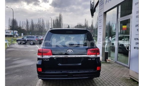 Buy Import Toyota Land Cruiser Black Car in Import - Dubai in Great Comore Buy Import Toyota Land Cruiser Black Car in Import - Dubai in Great Comore