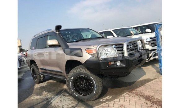 Buy Import Toyota Land Cruiser Other Car in Import - Dubai in Great Comore Buy Import Toyota Land Cruiser Other Car in Import - Dubai in Great Comore
